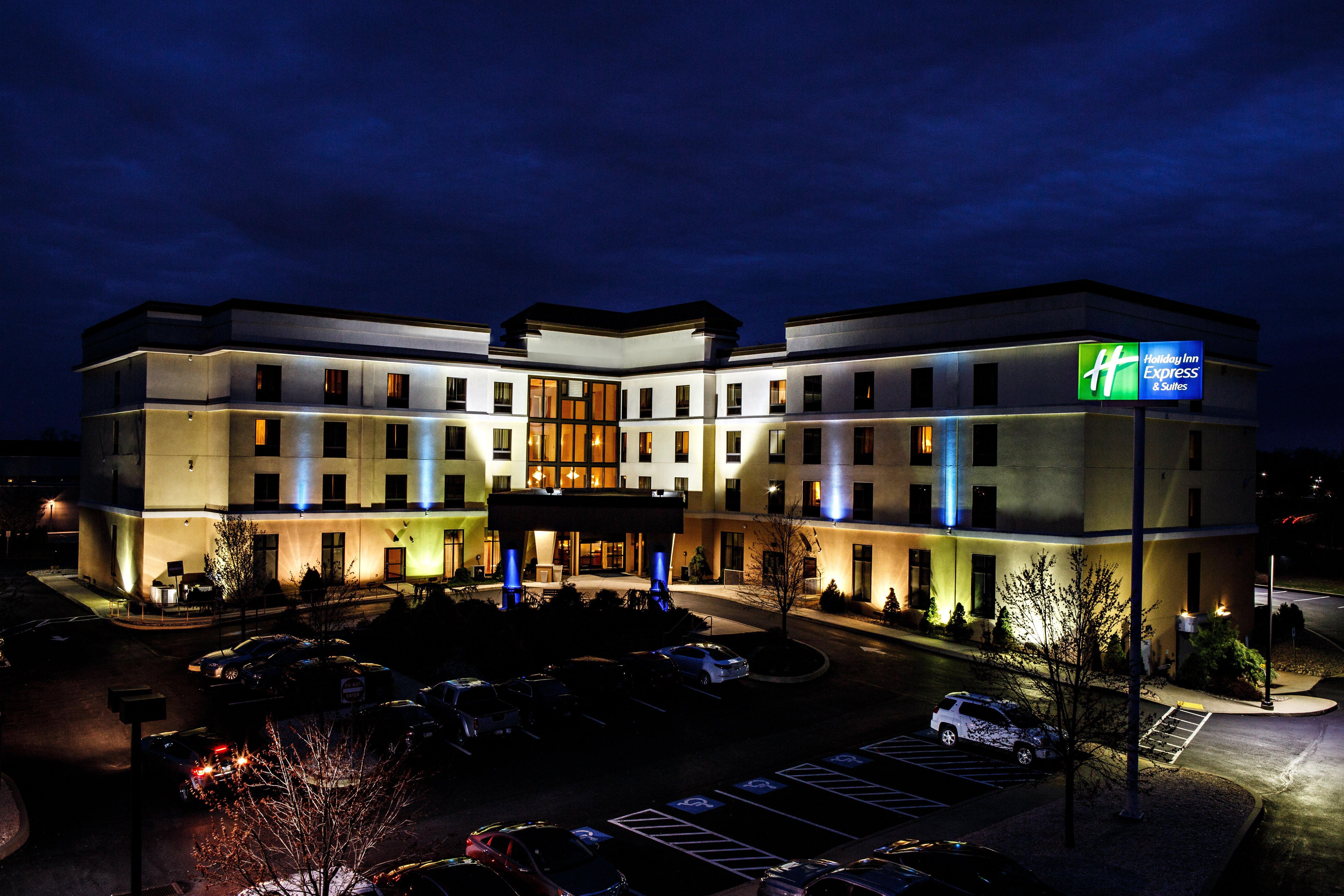 Holiday Inn Express & Suites Harrisburg West Mechanicsburg Dış mekan fotoğraf