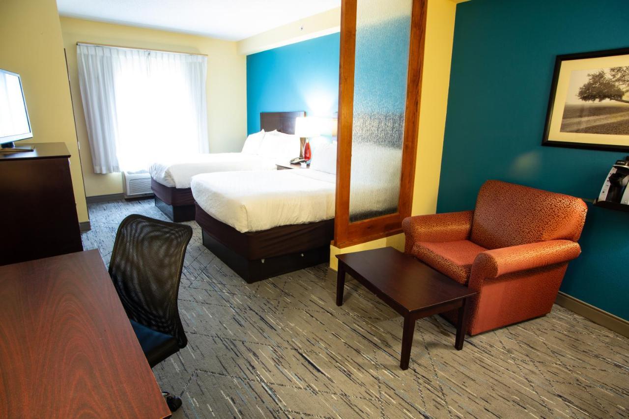 Holiday Inn Express & Suites Harrisburg West Mechanicsburg Dış mekan fotoğraf
