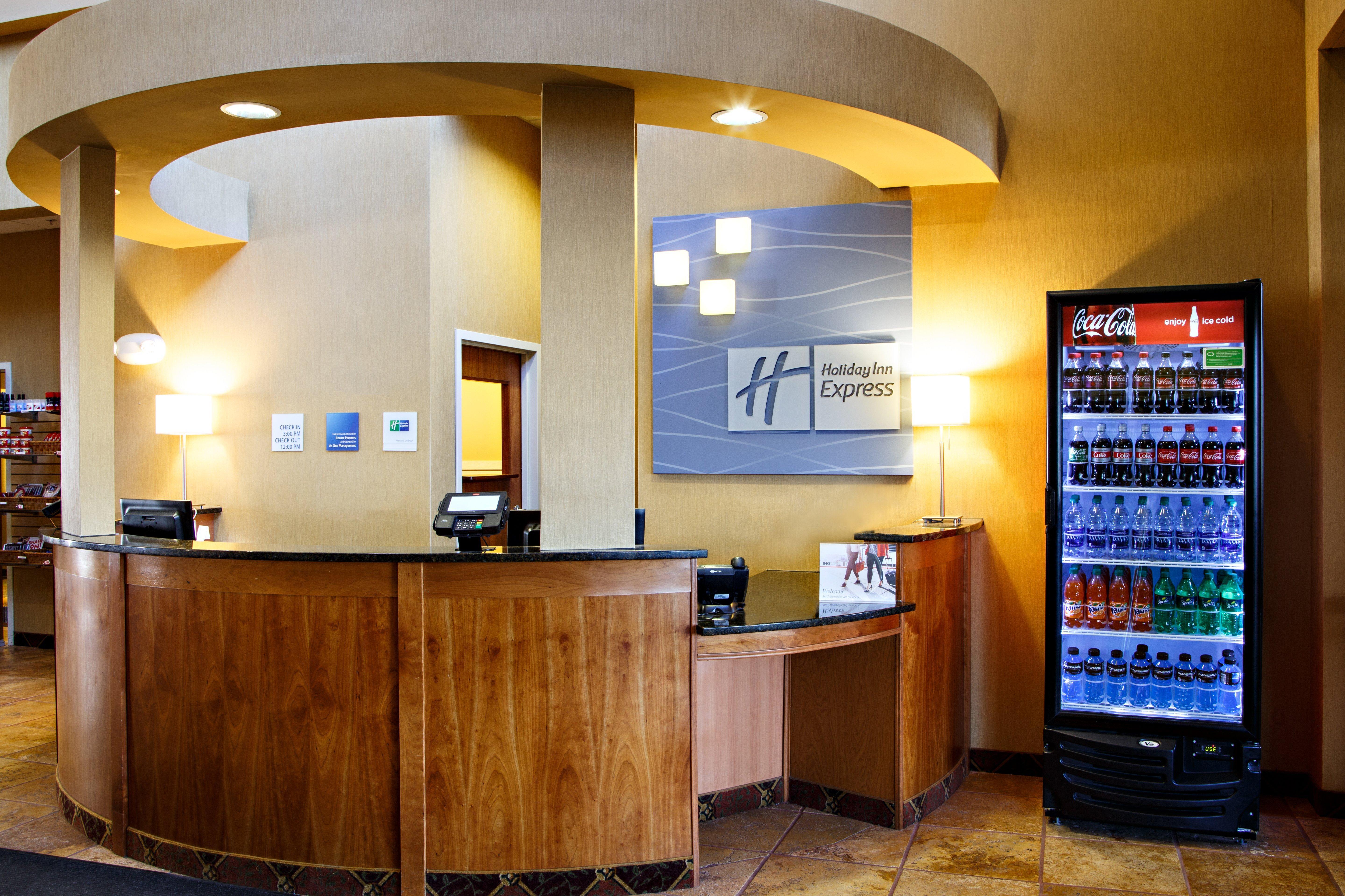 Holiday Inn Express & Suites Harrisburg West Mechanicsburg Dış mekan fotoğraf