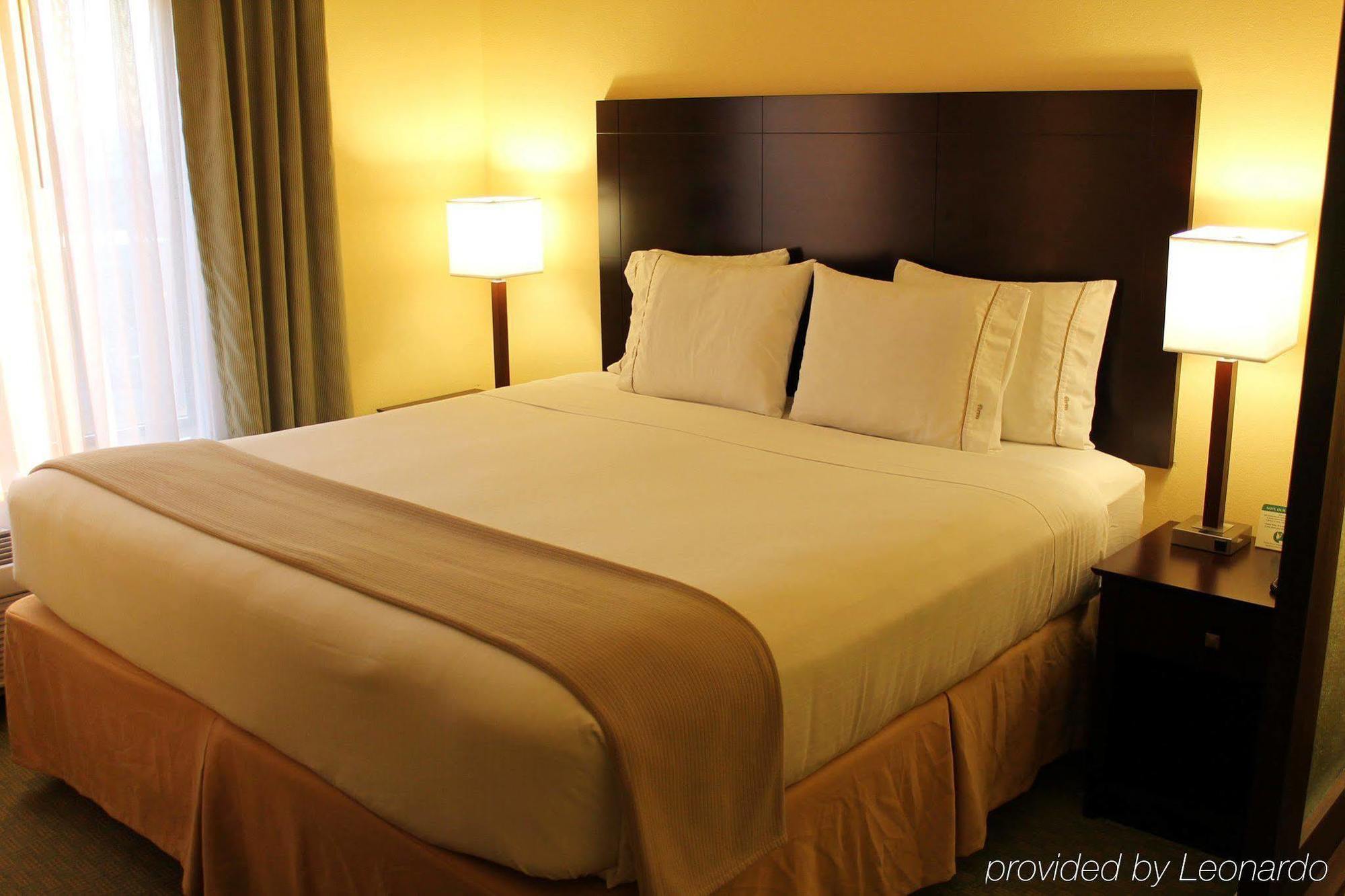 Holiday Inn Express & Suites Harrisburg West Mechanicsburg Dış mekan fotoğraf
