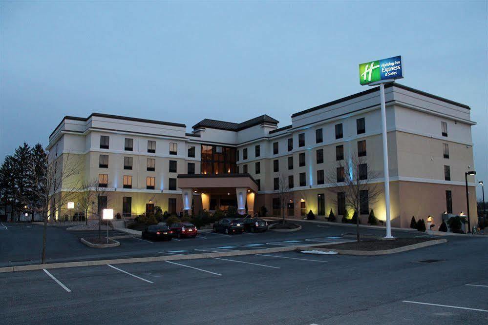 Holiday Inn Express & Suites Harrisburg West Mechanicsburg Dış mekan fotoğraf